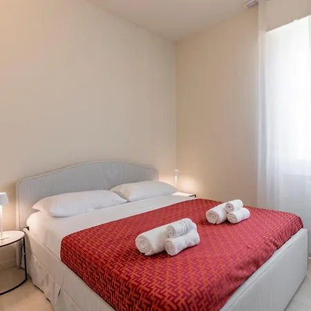 Bright And Modern 2 Double Bedrooms Bocconi * Mailand