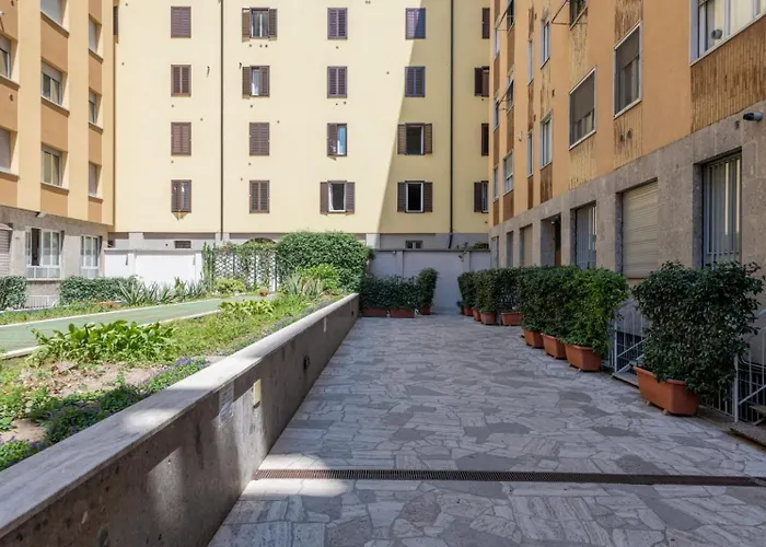 Bright And Modern 2 Double Bedrooms Bocconi Apartment Mailand