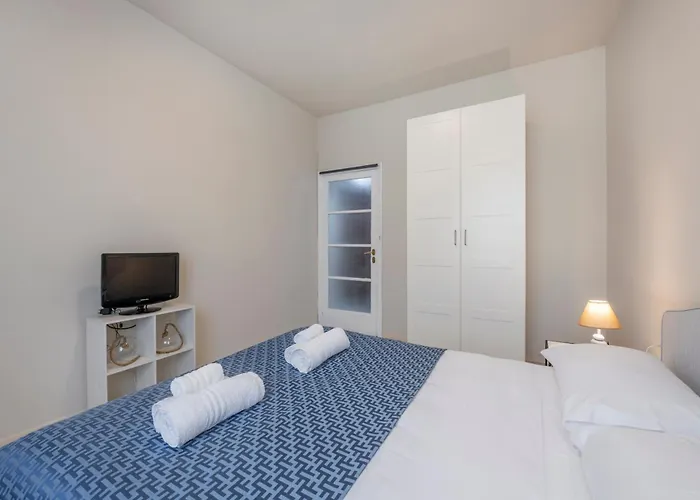 Bright And Modern 2 Double Bedrooms Bocconi Mailand