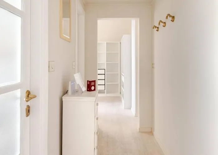 Apartment Bright And Modern 2 Double Bedrooms Bocconi Mailand