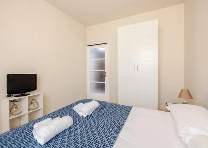 Bright And Modern 2 Double Bedrooms Bocconi * Mailand
